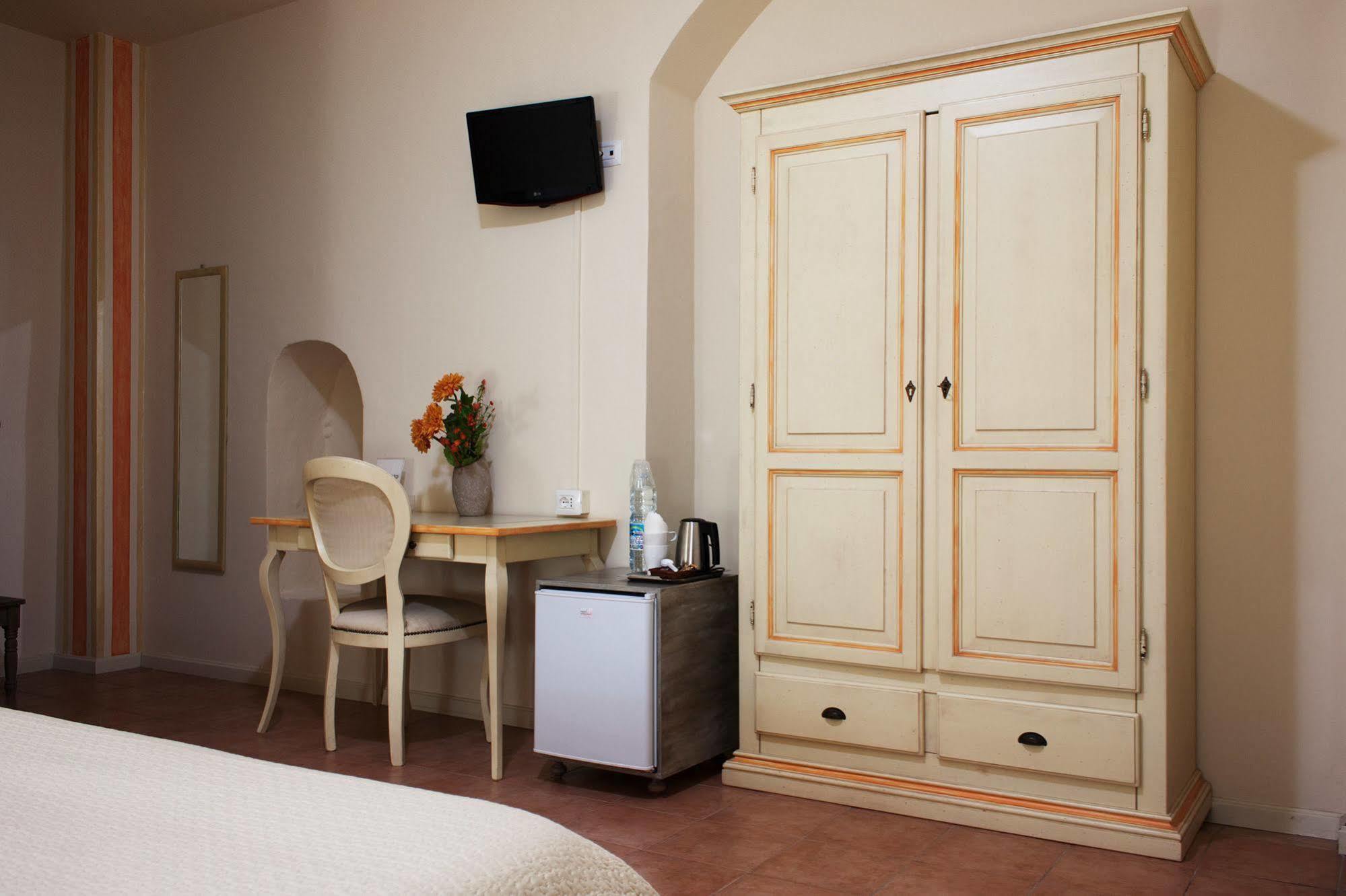 Camere Centro Storico カネッリ エクステリア 写真